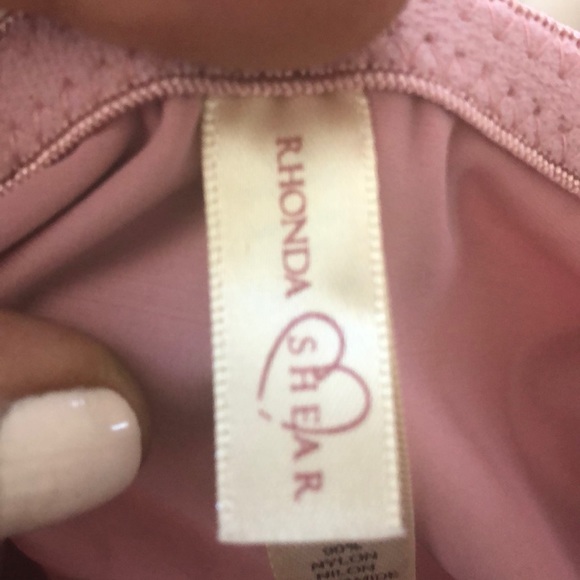 Rhonda Shear camisole with molded Cups S - Picture 2 of 4